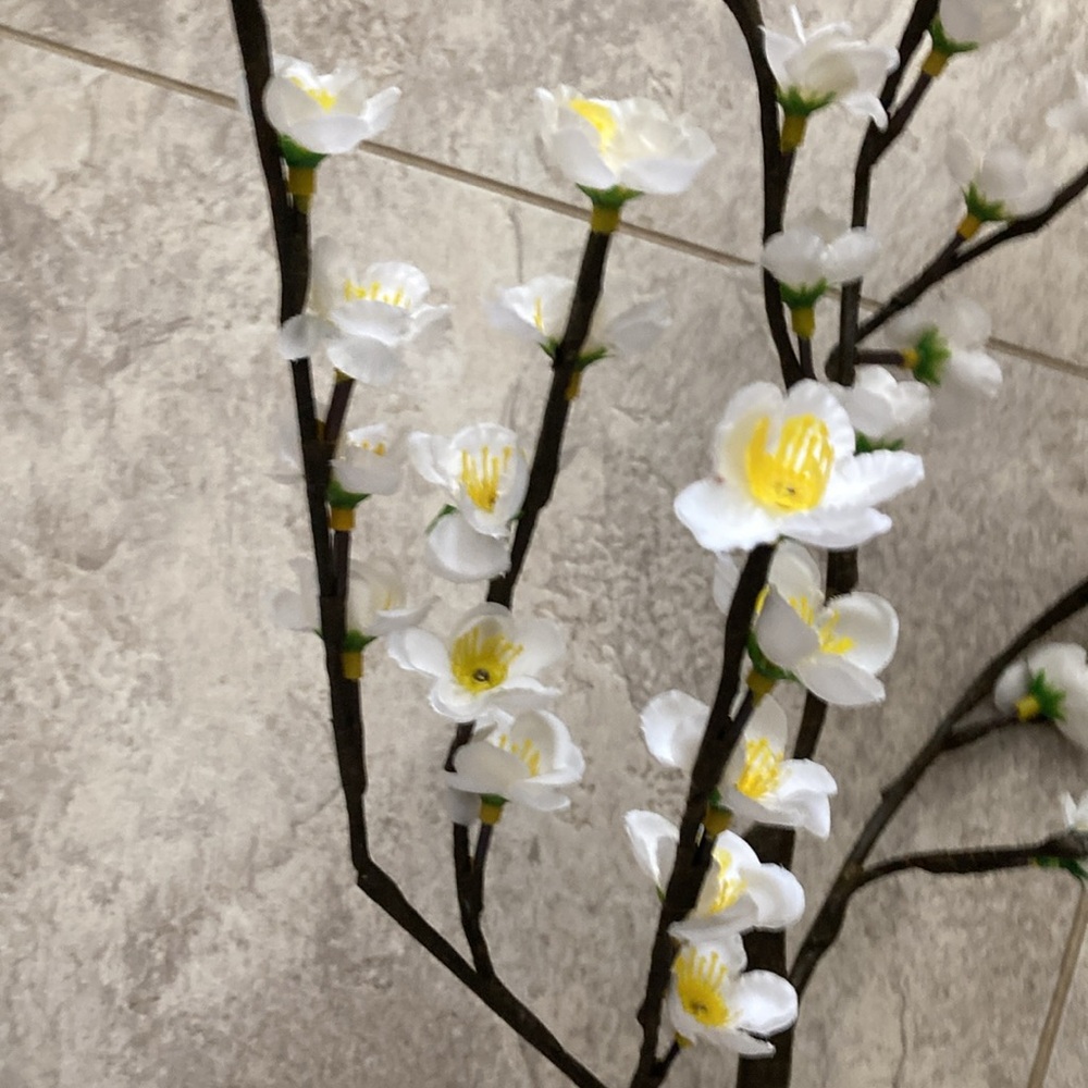Spring Blossom Lighted Decor - Picture 3 of 4